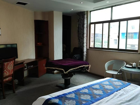 贵州省酒店住宿-柏果大酒店