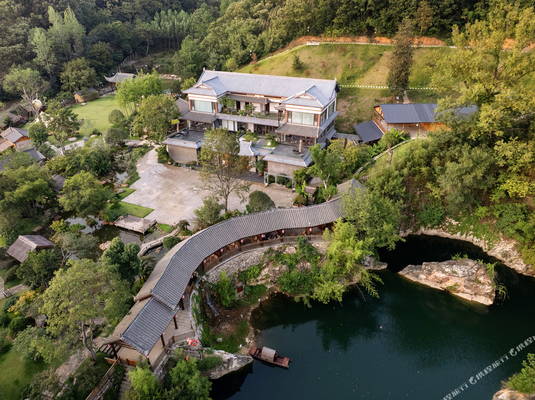 信阳松林苑民宿