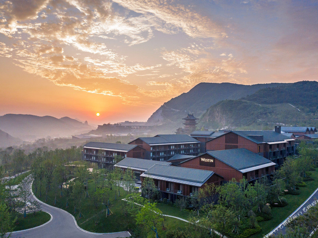南京威斯汀温泉度假酒店主图