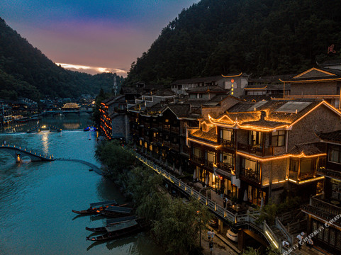 花筑奢·凤凰墨岚酒店