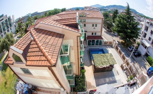 多马多尔客房和公寓-官方