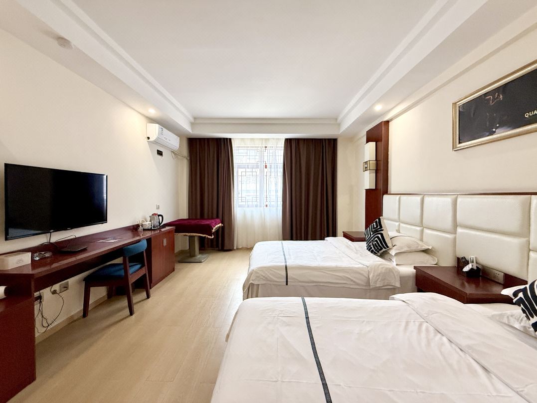 Zhenyuan Playboy Culture Hotel