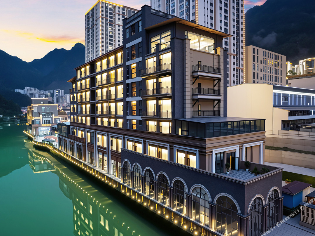 印象湖景酒店