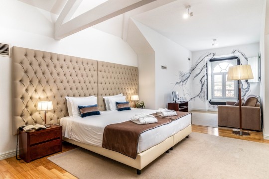 索勒达塞拉修道院酒店-官方