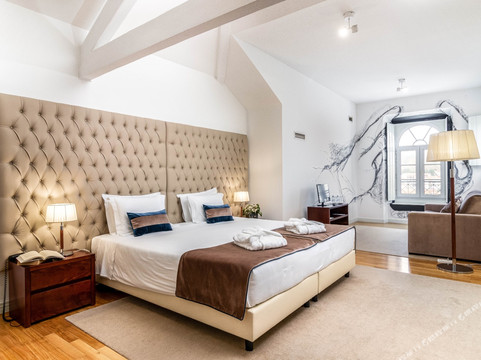 Turquel酒店住宿-Solar da Cerca do Mosteiro