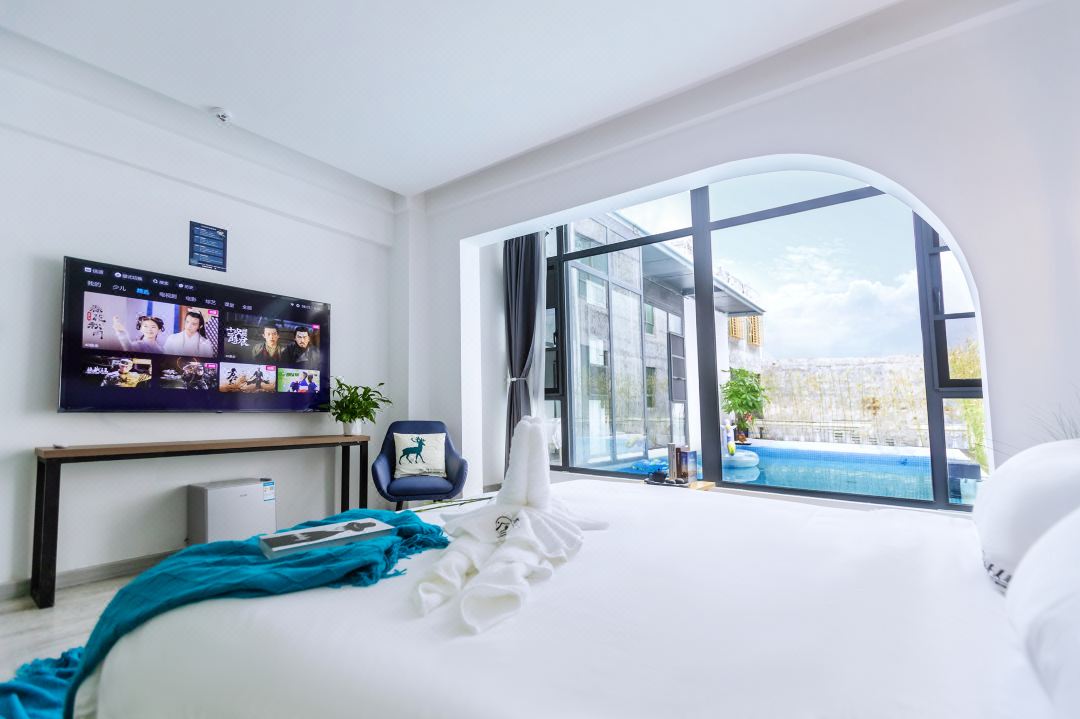 Qianxun Surfing Guesthouse