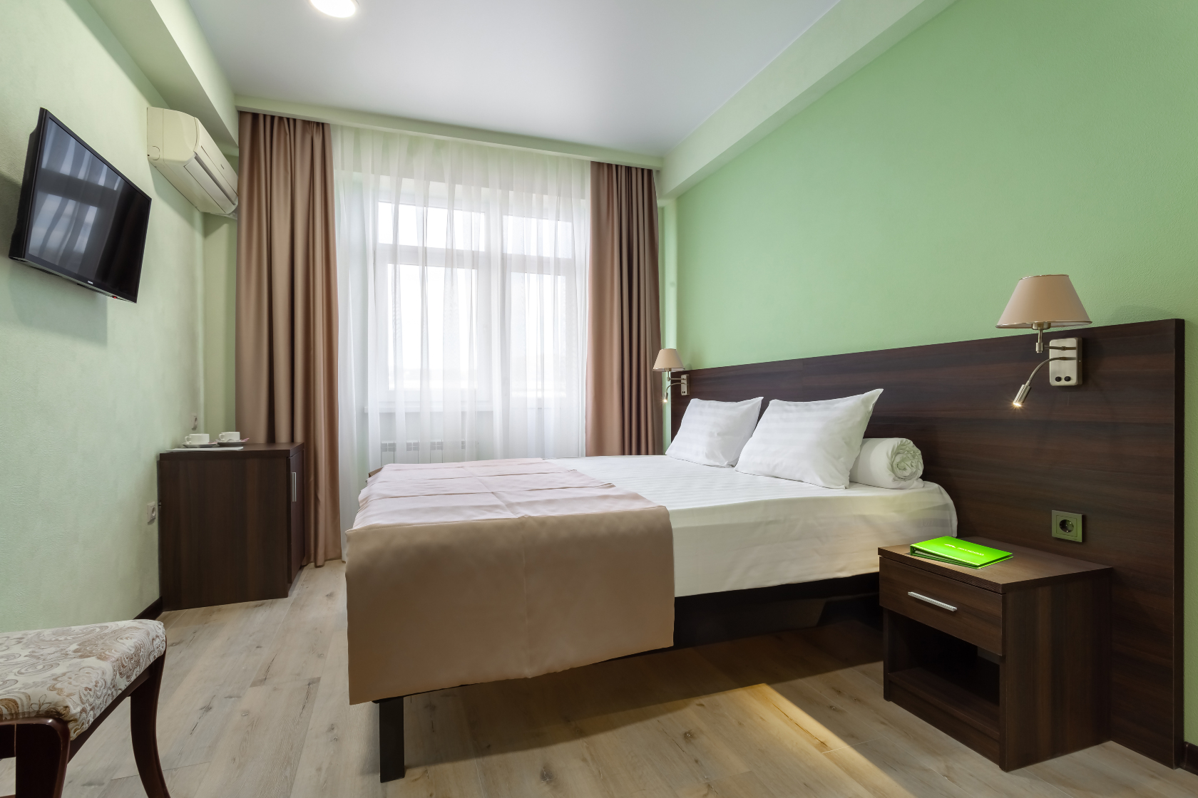 阿德勒厄科多马酒店-官方