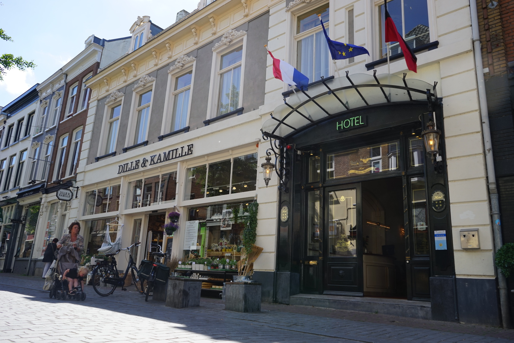 德古尔瓦根酒店-官方