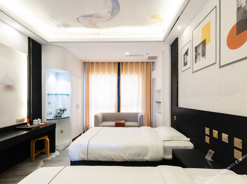 石屏云梯酒店（西山路西门农贸市场店）