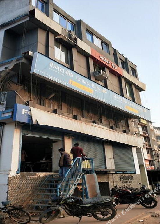 Samriddhi Hotel