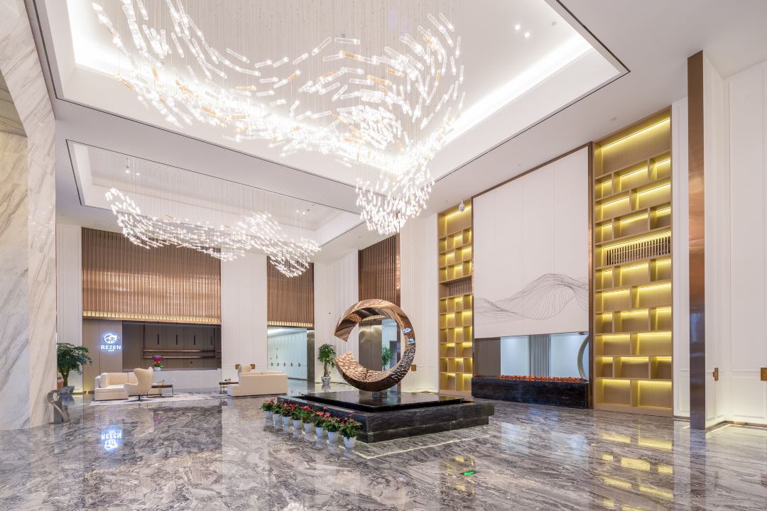 LIZ HOTEL
