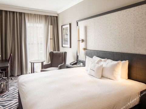 爱丁堡市中心希尔顿逸林酒店