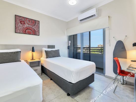 Argus Hotel Darwin Room Type - Deluxe Family Room Argus Hotel Darwin Room Type - Deluxe Family Room