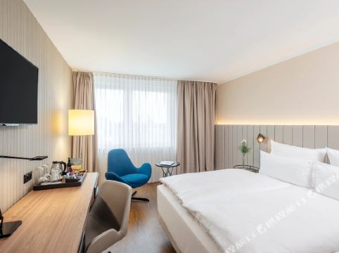 NH Koln Altstadt Room Type - Standard Room