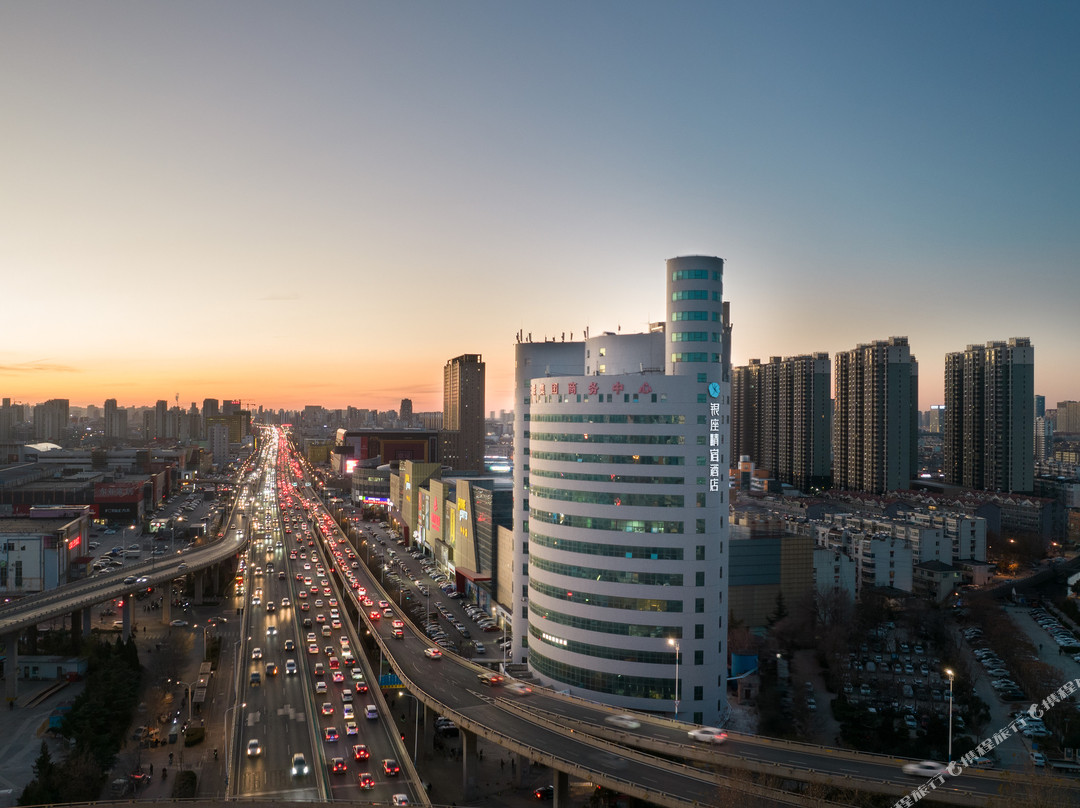银座精宿酒店(济南大明湖北门店)主图