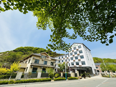 东港大鹿岛花水木大酒店