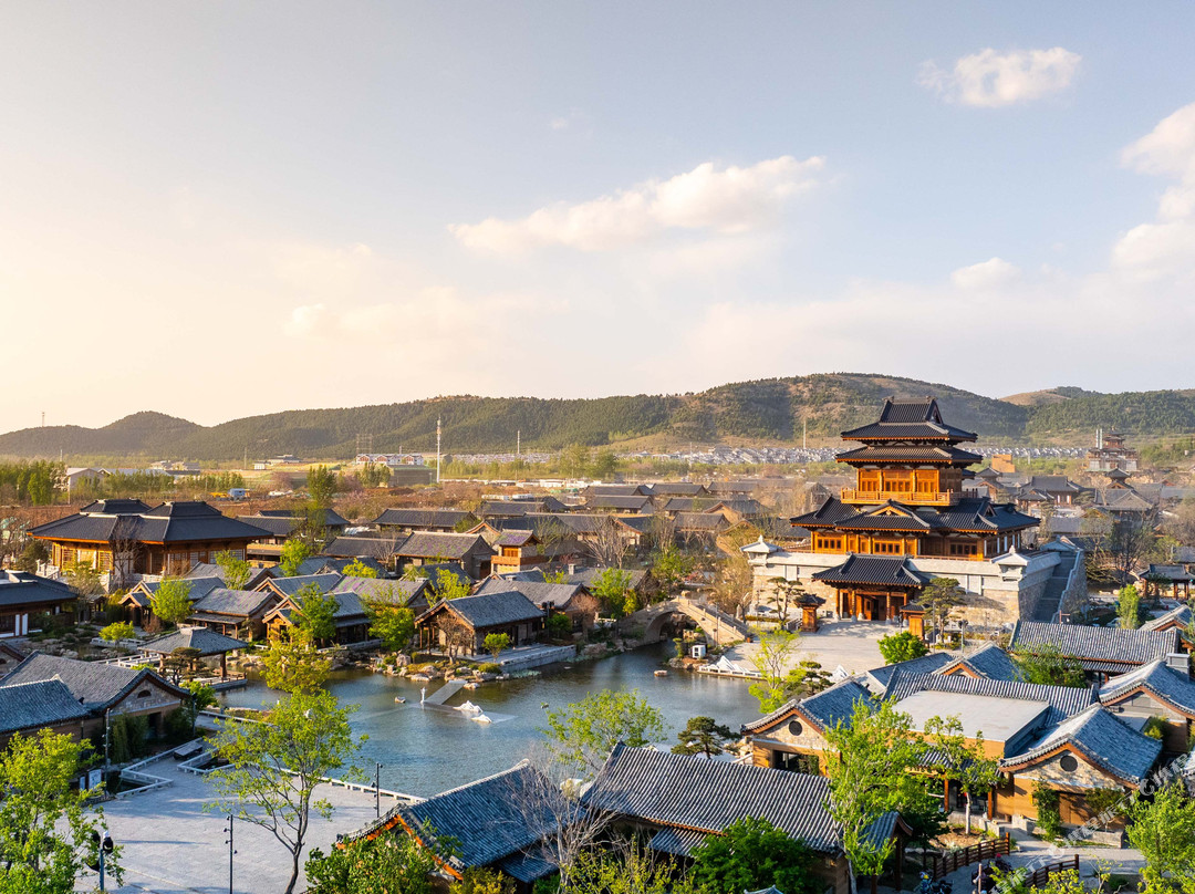 尼山鲁源酒店