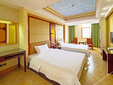 好莱登商务宾馆(信宜绍秀体育馆店)