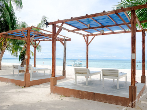 Sulangan酒店住宿-La Playa Estrella Beach Resort