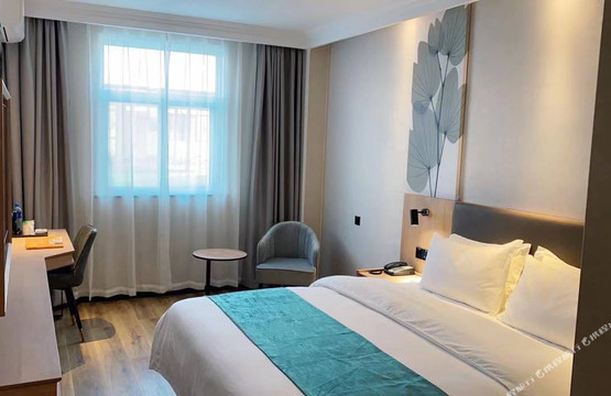 格林豪泰东海新汽车总站店主图