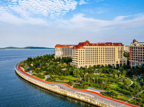 青岛市酒店住宿-青岛东方影都皇冠假日酒店