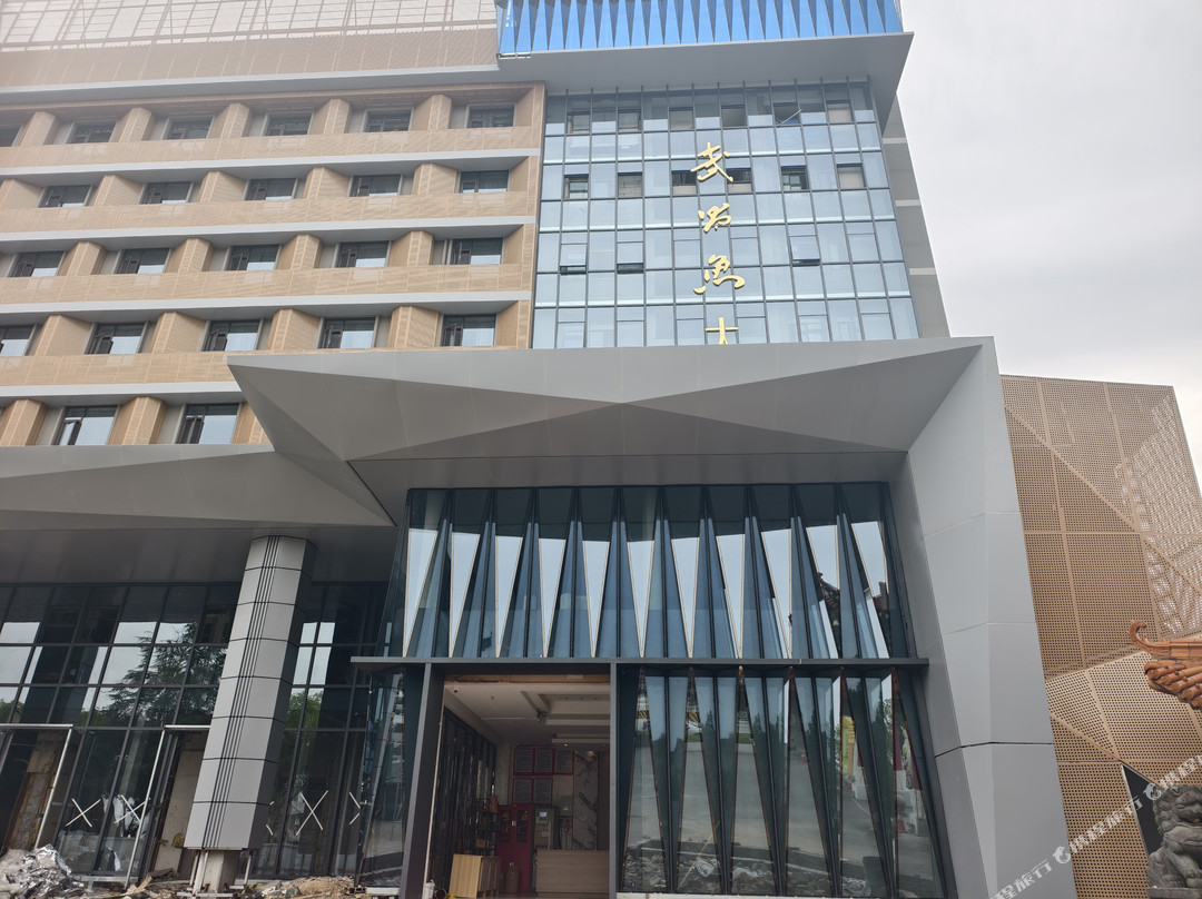 城市便捷酒店(鄂州大学莲花山店)主图