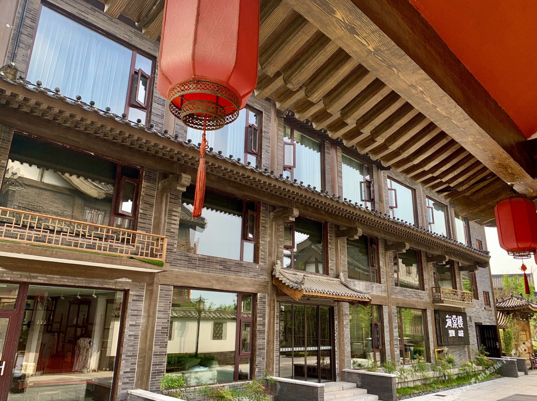 开封清明上河园龙亭公园海棠花语酒店
