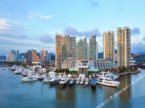 三亚鸿洲埃德瑞酒店