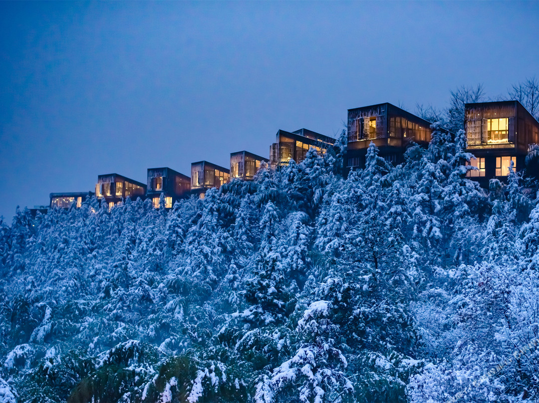 美岕山野温泉度假村