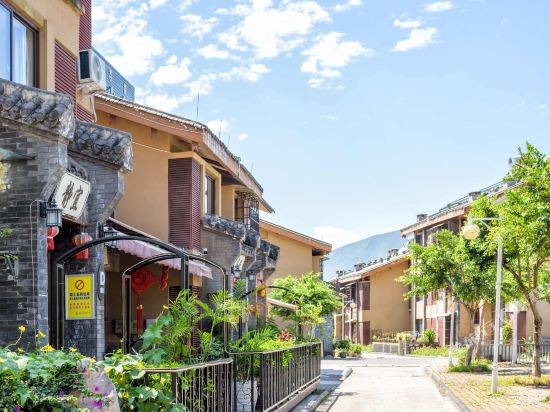 西昌和顺逸养湖畔酒店