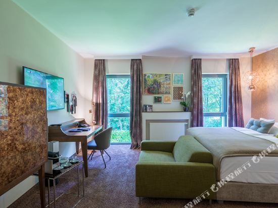 Hotel Park Villa Room Type - Deluxe Double Room
