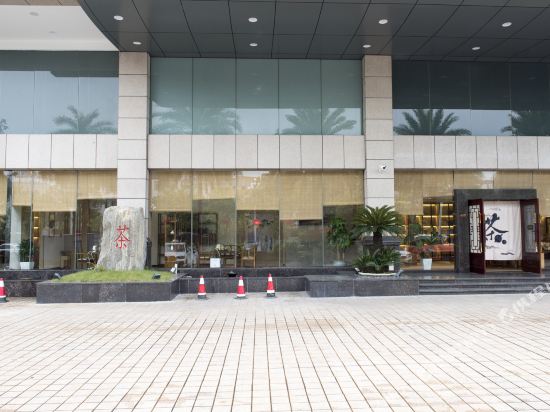 雅廷商务酒店（中山南头轻轨站店）