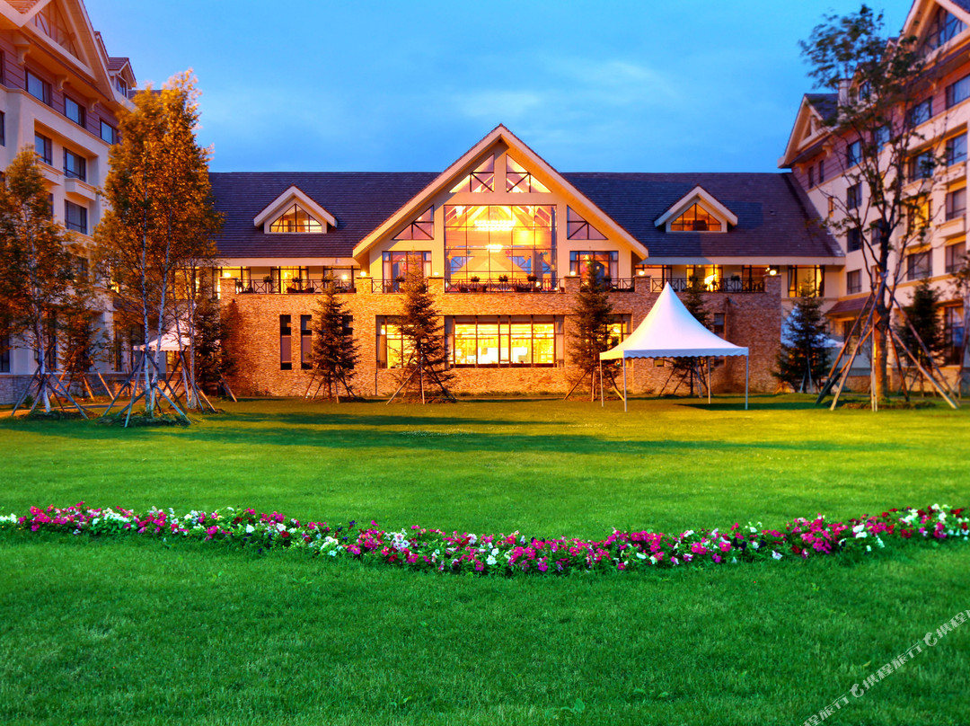 Samjiyon酒店住宿-抚松长白山天域度假酒店