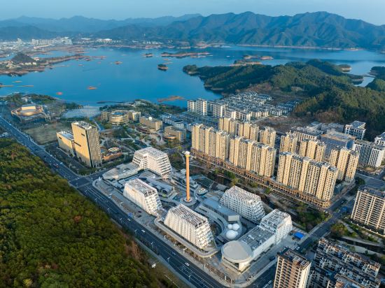 千岛湖璞蔚逸趣度假村