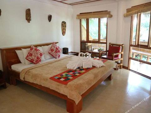 Nigi Nigi Too Beach Resort