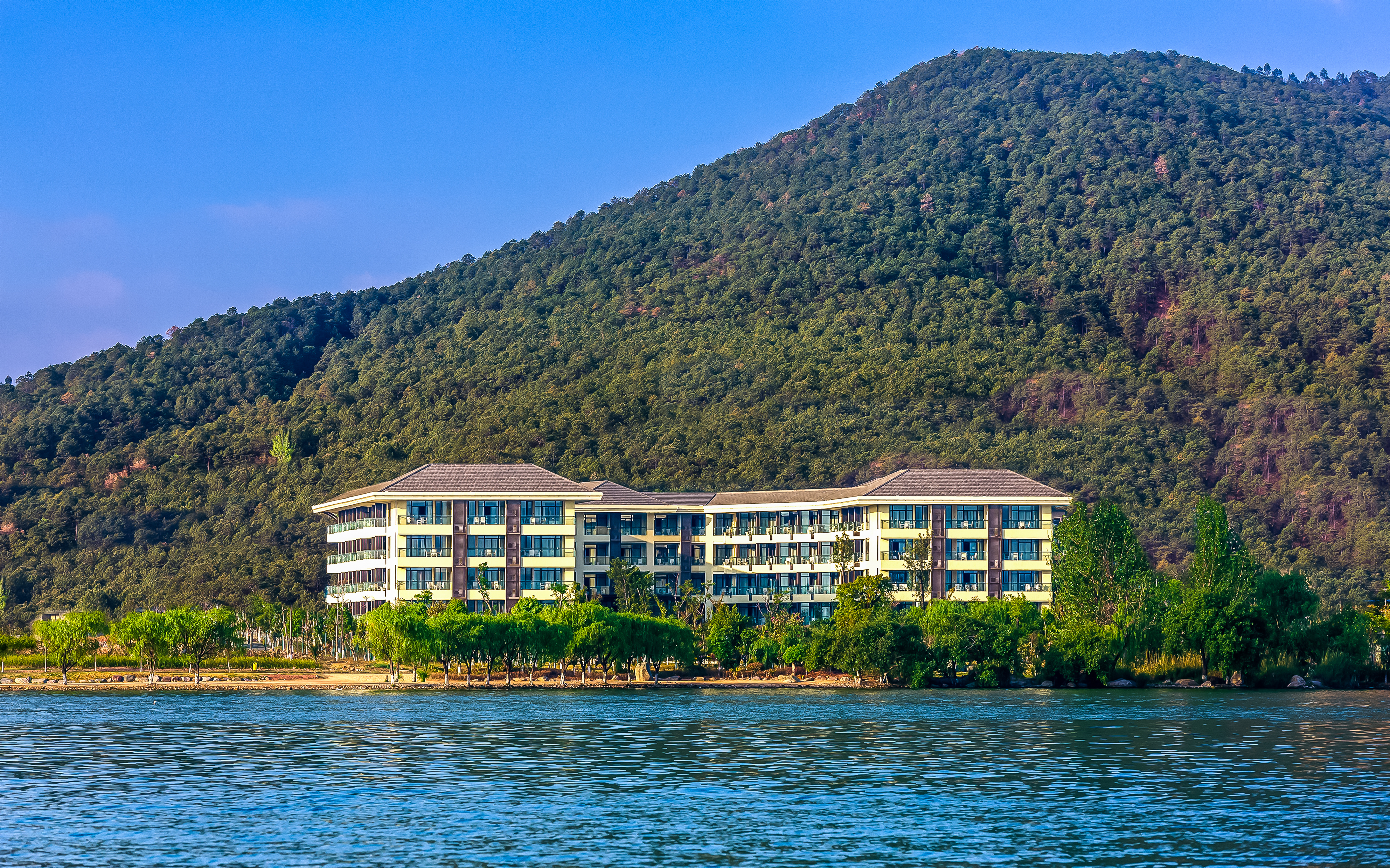 西昌邛海湾柏栎荟舍酒店-官方