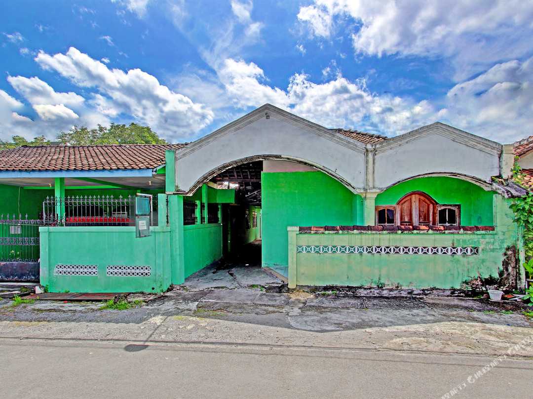 Spot On 91764 Griya Amarta Syariah