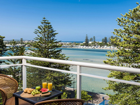 Wyong酒店住宿-恩瑞斯海滨盛橡套房酒店