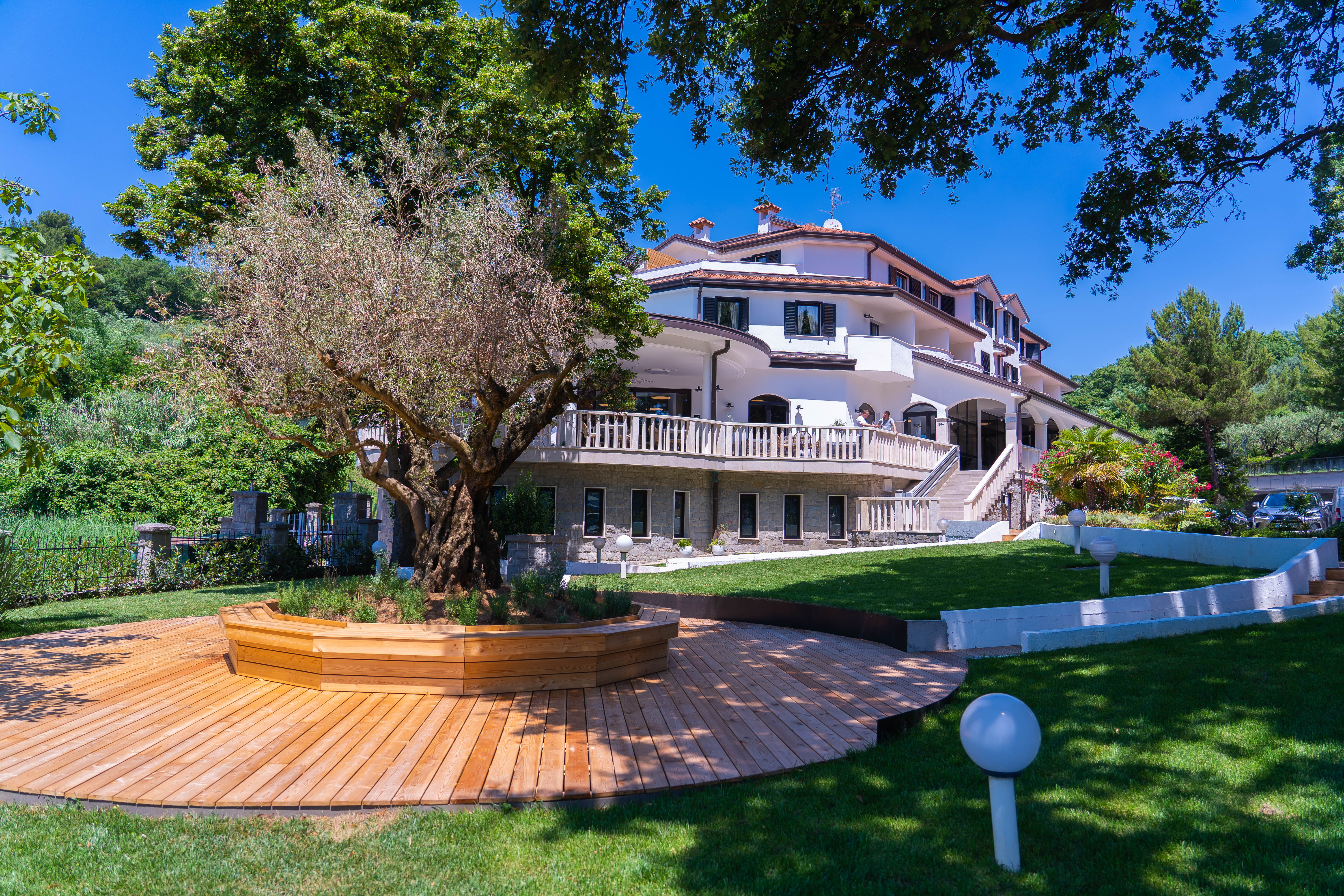 奥特斯住宅酒店-官方