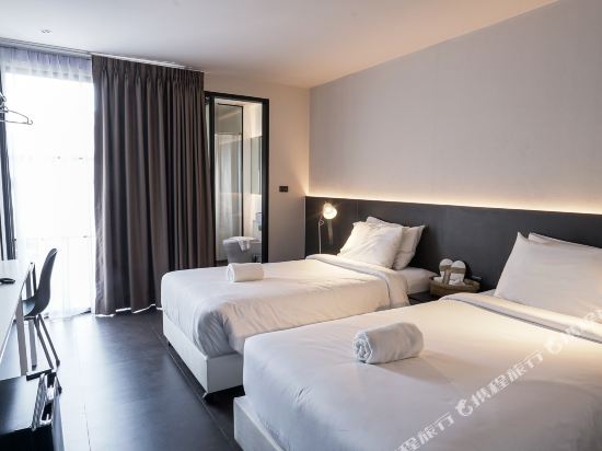 POR Thapae Gate Room Type - Twin Room