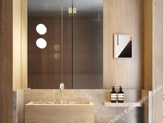 Hyatt Centric Melbourne Room Type - Twin Room with Balcony
