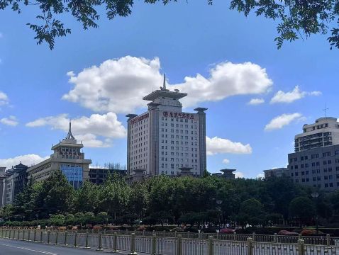 西安皇城海航酒店（钟鼓楼回民街店）-官方