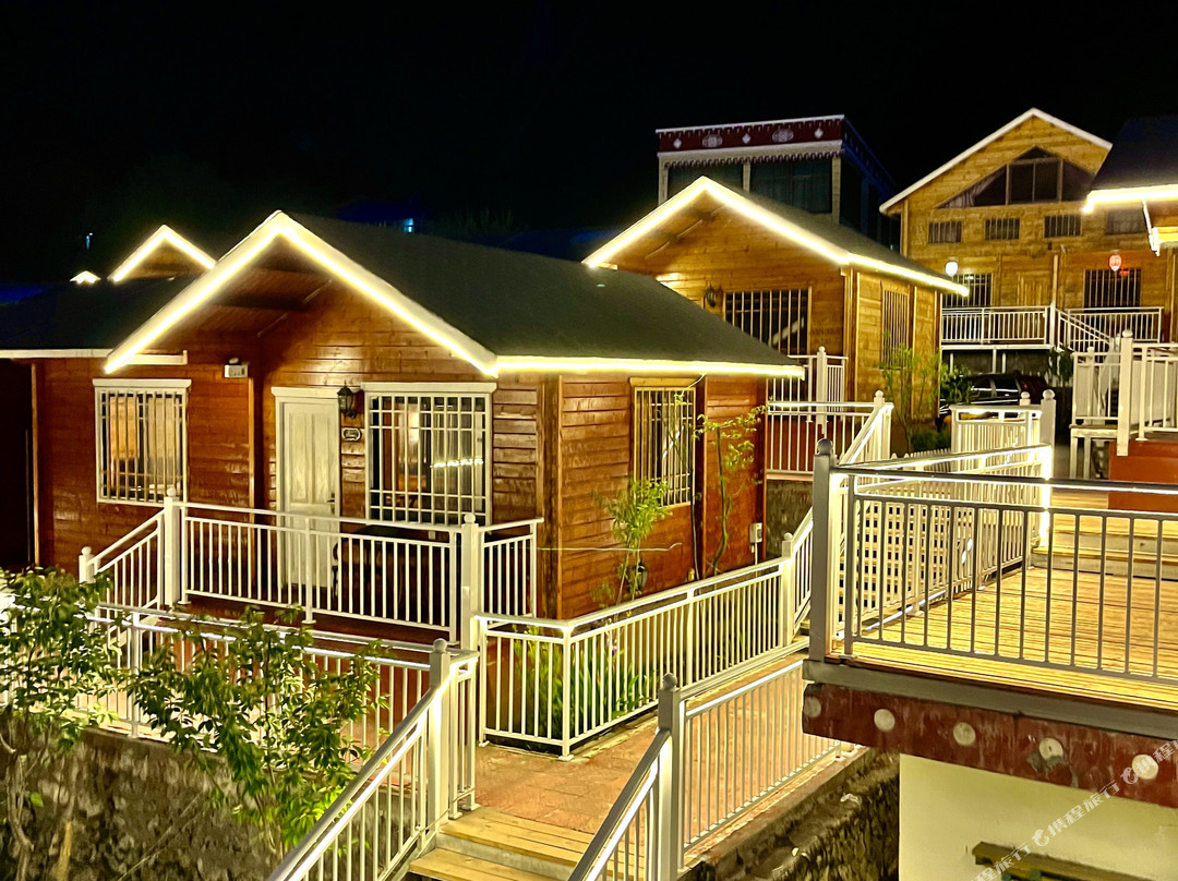 游悠道木屋酒店