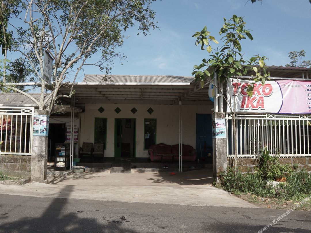 Spot on 92699 Irish Irish Homestay