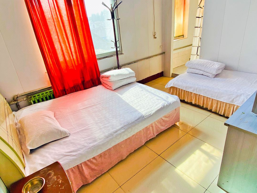 โรงแรมบลูสกาย หวนไท่