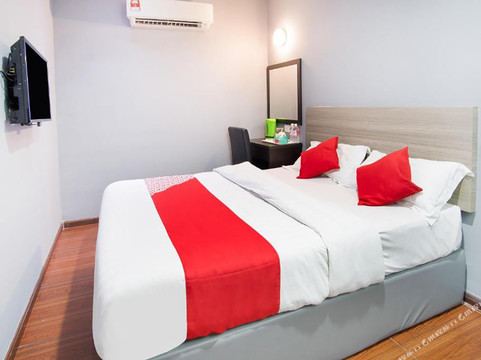 Serkat酒店住宿-OYO 383 V3 Hotel Nusajaya