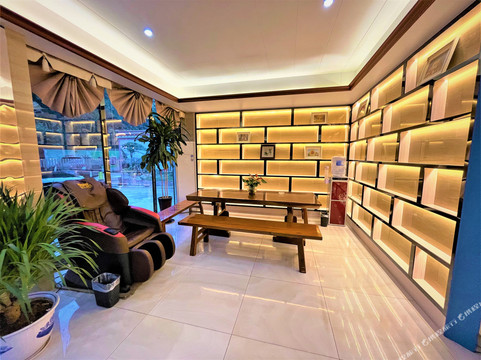 钦州市酒店住宿-万里酒店 