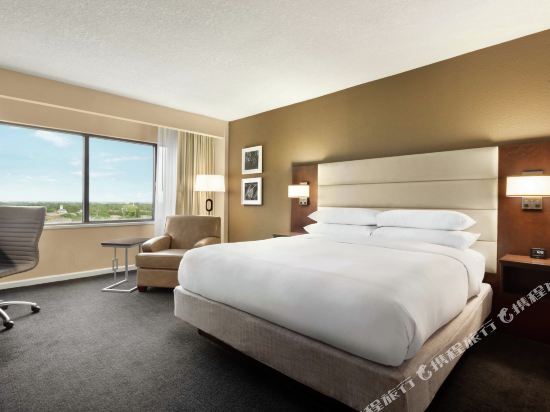 DoubleTree by Hilton Orlando Downtown Room Type - King Room with City View