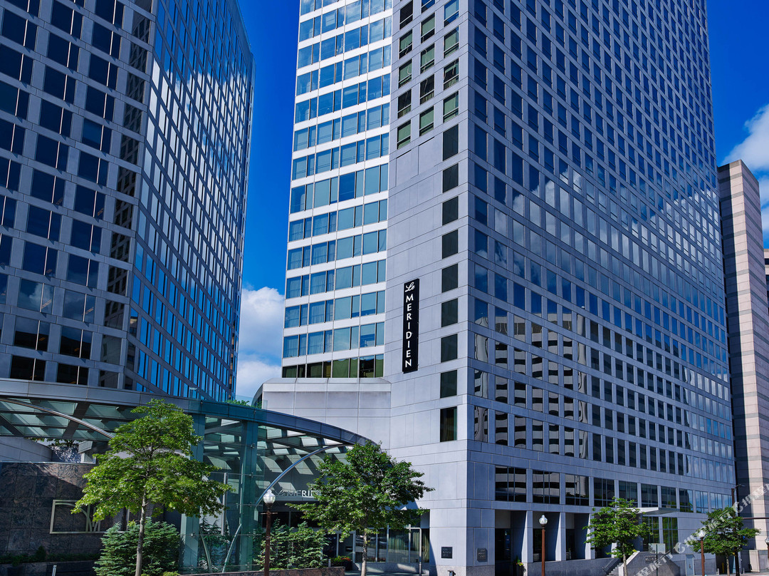 阿灵顿艾美酒店主图