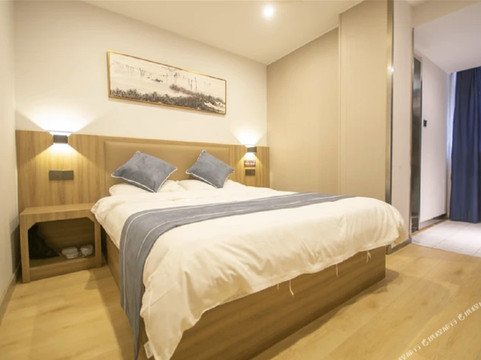 芜湖弗思特连锁旅店二街店主图